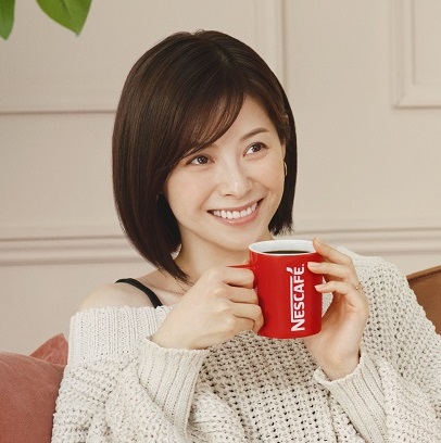 松浦亜弥が約11年半ぶりにCM出演／ネスレ日本 - フードウイークリーWEB