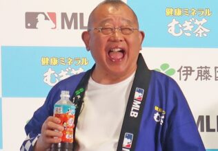 鶴瓶、元ＭＬＢ選手と夢の対決!?／伊藤園
