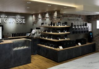 初のプレミアムコーヒー専門店／キーコーヒー