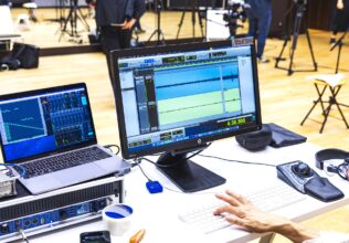 シャウエッセンの「パリッ」と食感を科学的に解明／日本ハム