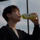 佐藤健がリスナーの悩みを解決／コカ・コーラ